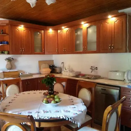 Erdoszeli Vendeghaz Guest house
