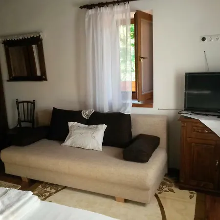 Erdoszeli Vendeghaz Guest house Martonyi